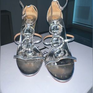 Badgley Mischka Silver Sandals Size 6.5